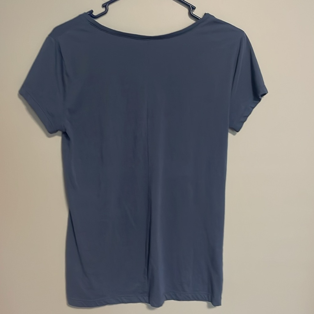 Victoria’s Secret Blue and Pink Tshirt Bundle Size Medium - Picture 3 of 8